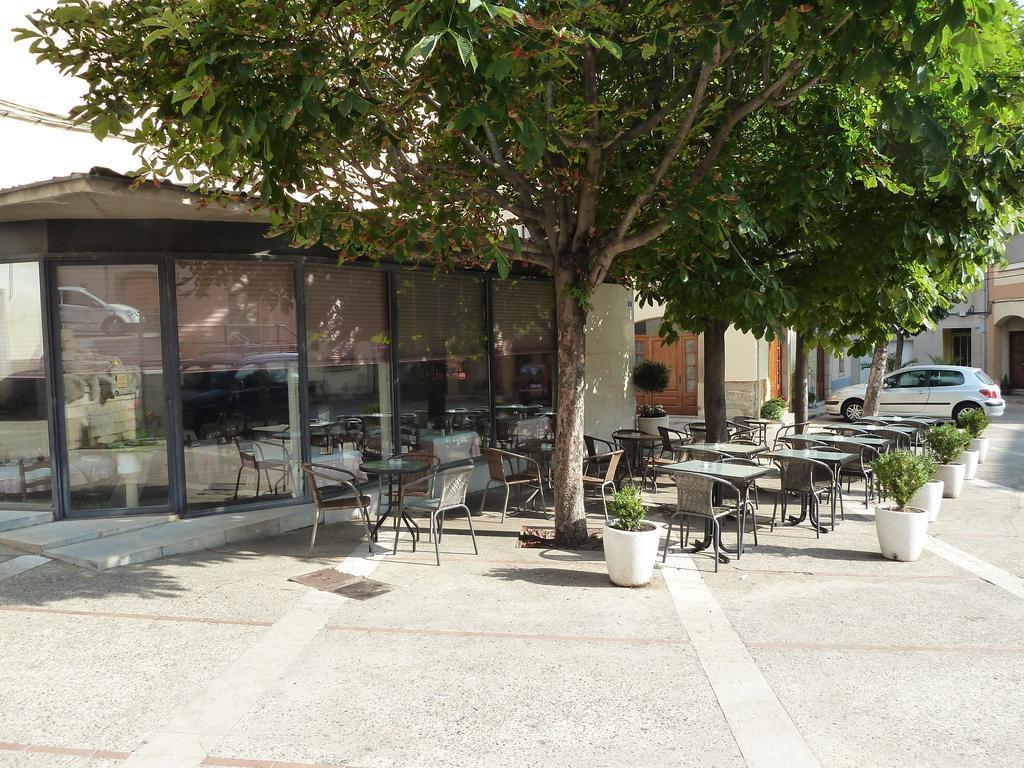 Restaurant fonda giralt Amer Exterior foto
